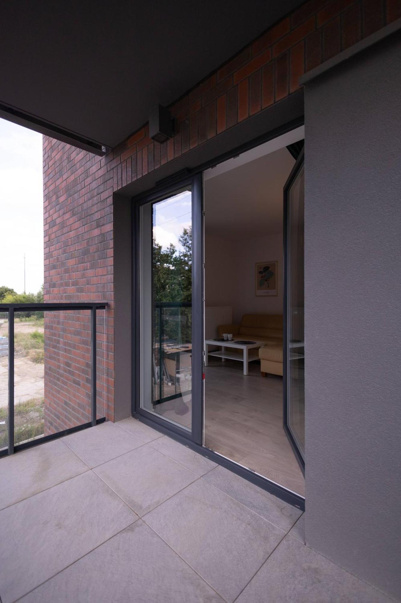Apartamenty Niedaleko Dworca Od Wroclawapartament-Pl Breslávia Exterior foto